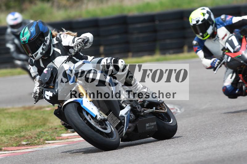 Archiv-2022/13 25.04.2022 Plüss Moto Sport ADR/Freies Fahren/6